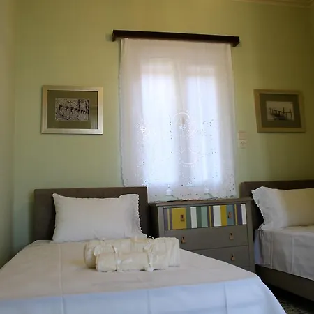 Ferienhaus Kulumi House Vasilikiádhes