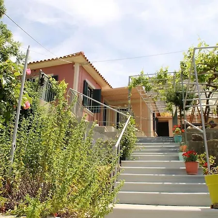 펜션 Kulumi House